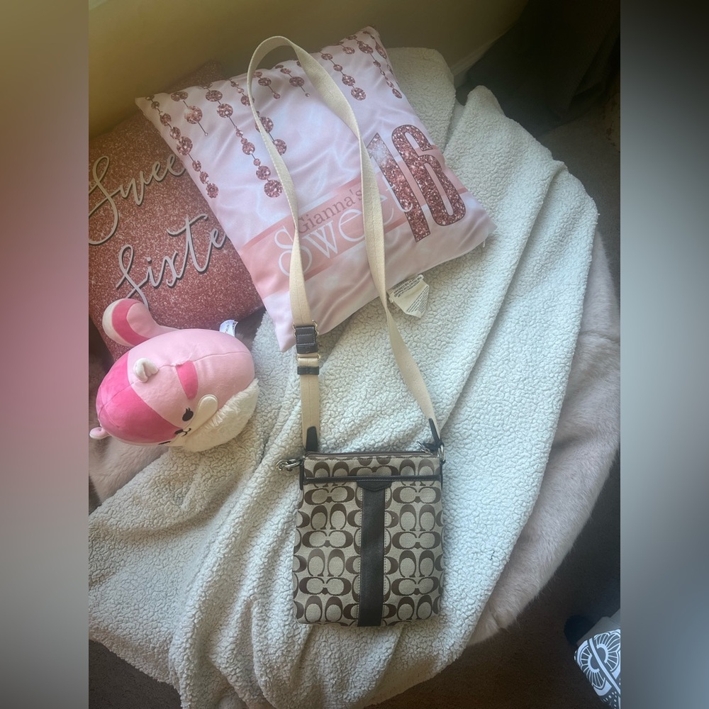 Coach shoulder bag